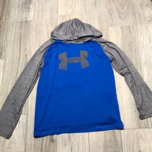 Under armor long sleeve hooded t-shirt